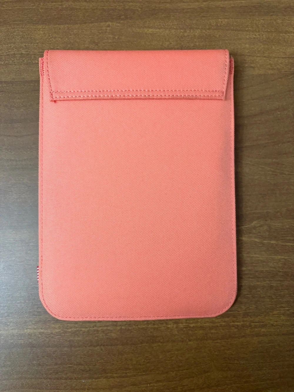 Herschel Supply Company Coral Pink Tablet Sleeve Magnetic XS